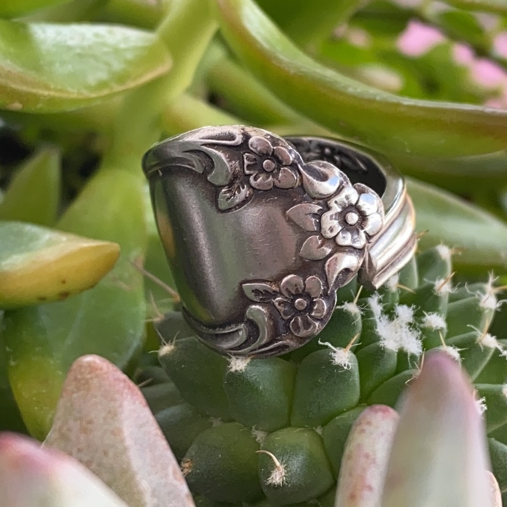 Handmade spoon ring - Picture 3 of 3